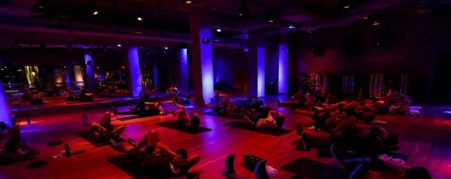 The Role of Sound and Lighting in HIIT Workouts: Enhancing Intensity and Motivation